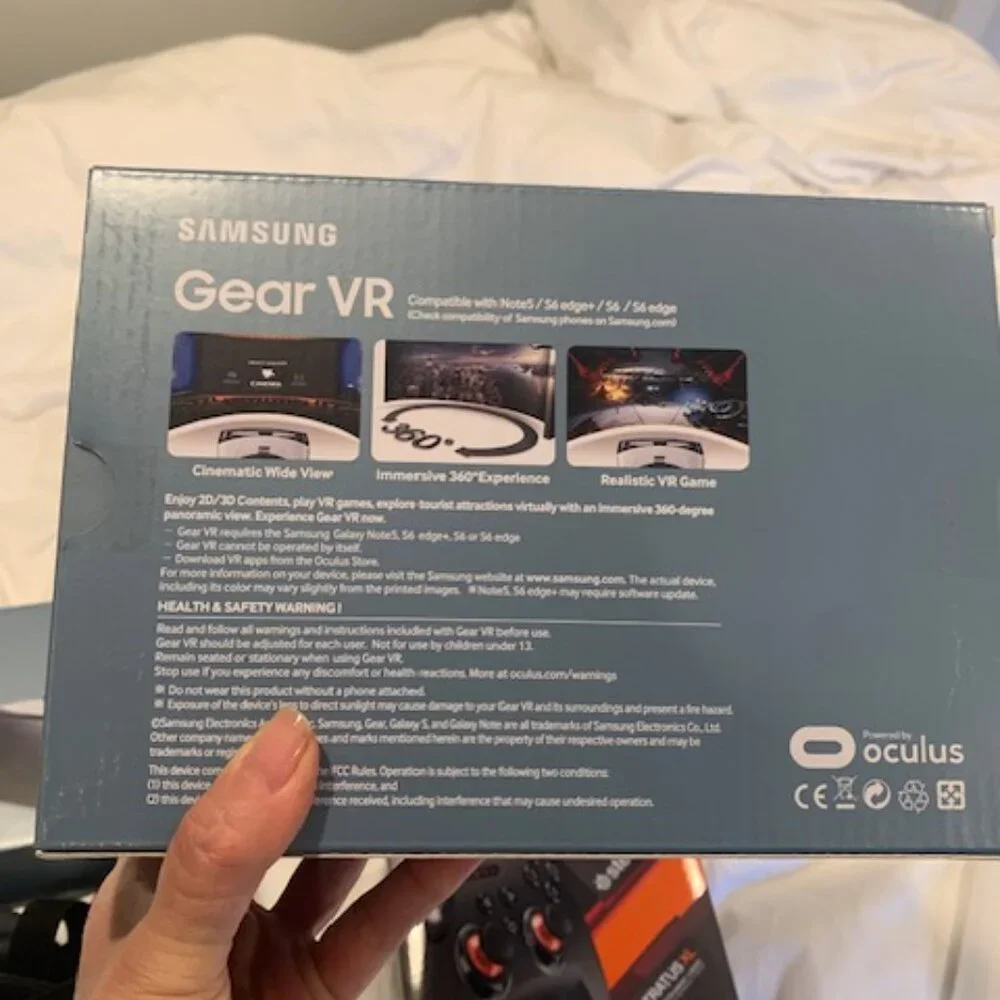 NEW SkullCandy, 2 GearVR Powered by Oculus and 1 Steelseries Stratus XL console